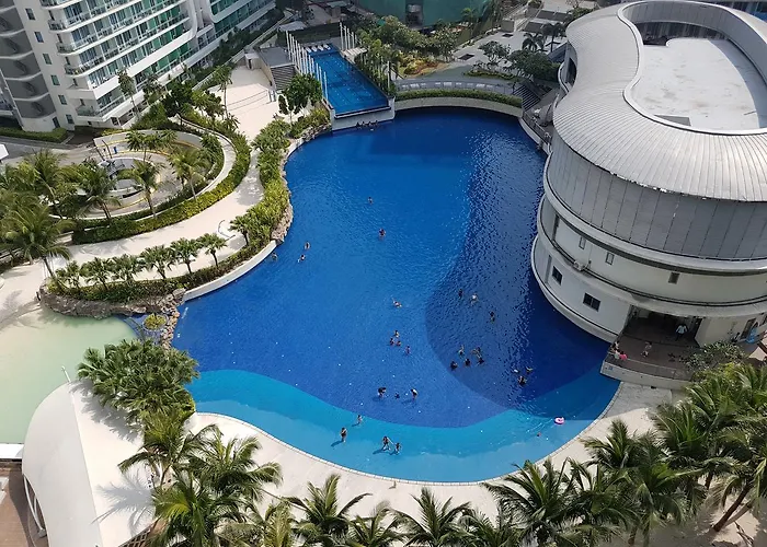Maui Condotel Azure * Manila